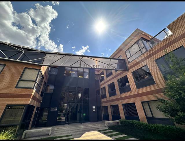 330M² OFFICE TO LET IN ROSEBANK